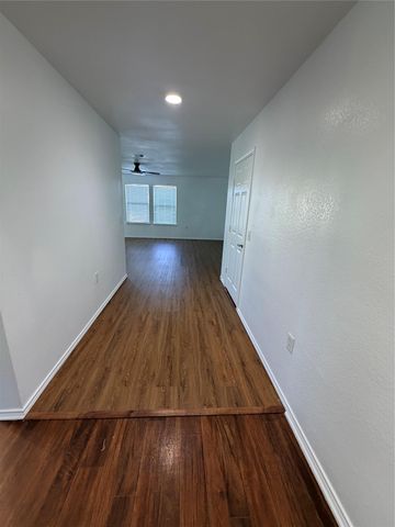 13412 Guarnere DR, Del Valle, TX 78617