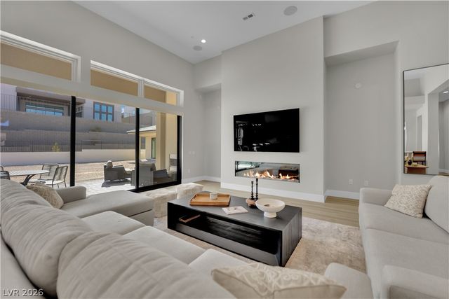 10973 Horizon Ledge Avenue, Las Vegas, NV 89135