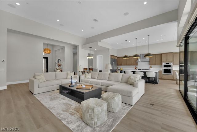 10973 Horizon Ledge Avenue, Las Vegas, NV 89135