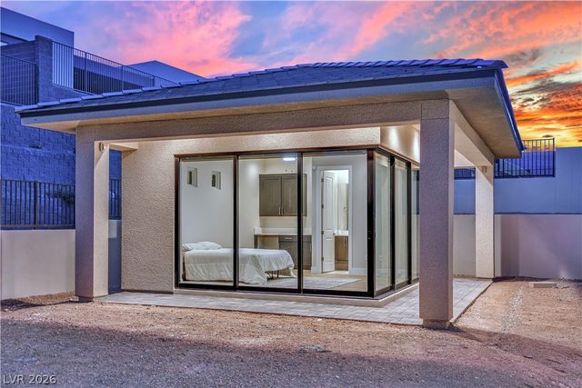 10973 Horizon Ledge Avenue, Las Vegas, NV 89135