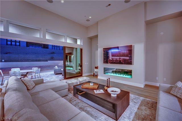 10973 Horizon Ledge Avenue, Las Vegas, NV 89135