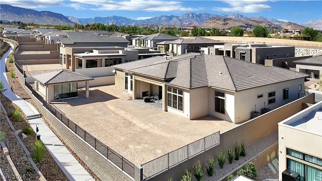 10973 Horizon Ledge Avenue, Las Vegas, NV 89135