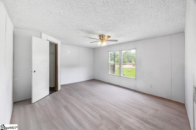 136 Topaz Drive, Gray Court, SC 29645