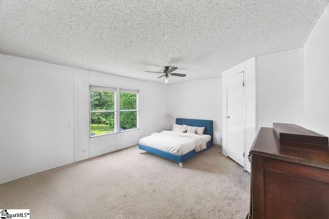 136 Topaz Drive, Gray Court, SC 29645