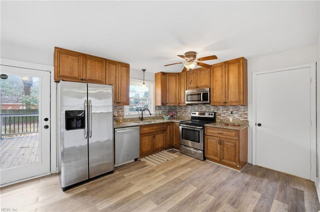 5513 W Norfolk RD, Portsmouth, VA 23703