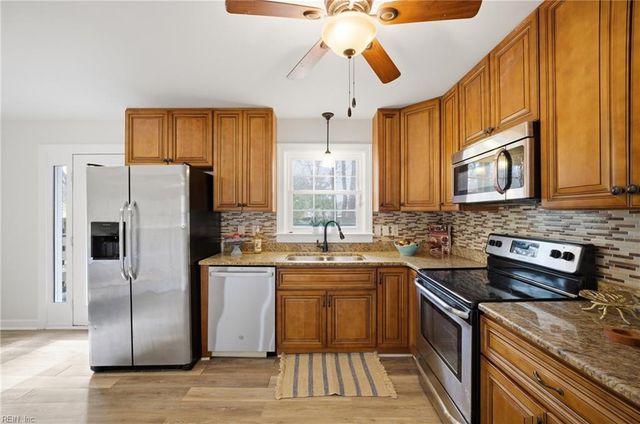 5513 W Norfolk RD, Portsmouth, VA 23703