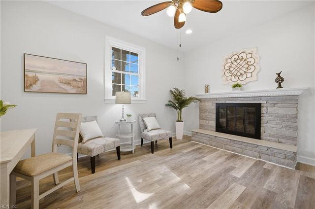 5513 W Norfolk RD, Portsmouth, VA 23703