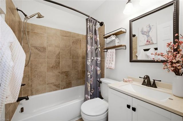 5513 W Norfolk RD, Portsmouth, VA 23703