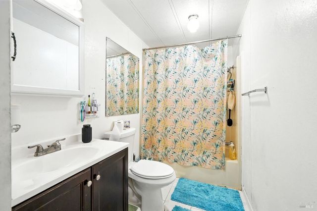 420 Sandstone Dr, Vallejo, CA 94589