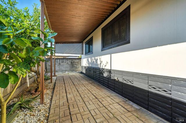 420 Sandstone Dr, Vallejo, CA 94589
