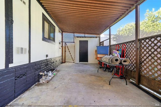 420 Sandstone Dr, Vallejo, CA 94589