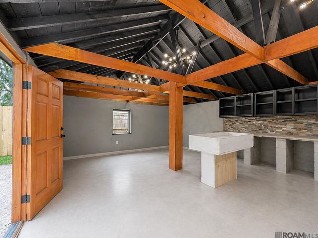 2537 Madison Ave, Baton Rouge, LA 70802