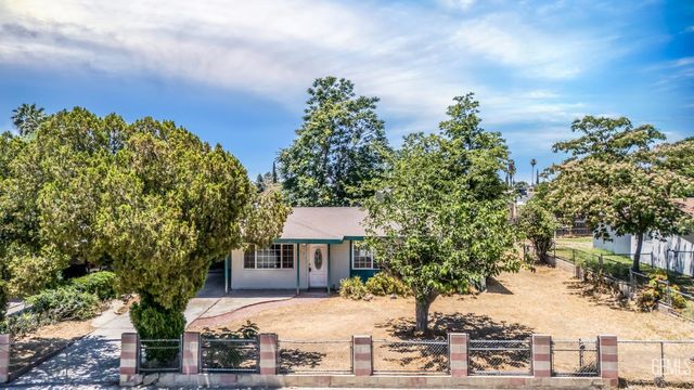 230 Sterling Road, Bakersfield, CA 93307