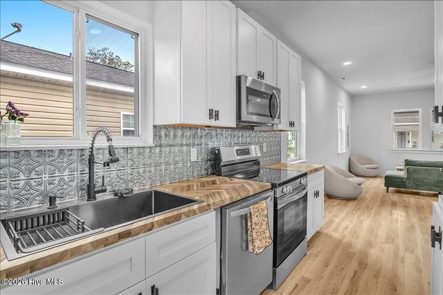 1109 Dock Street, Wilmington, NC 28401
