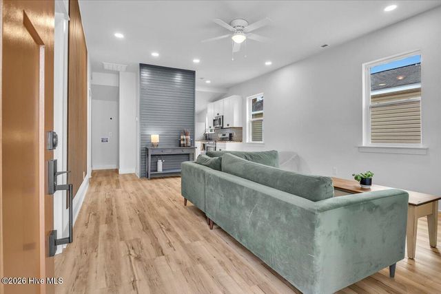1109 Dock Street, Wilmington, NC 28401