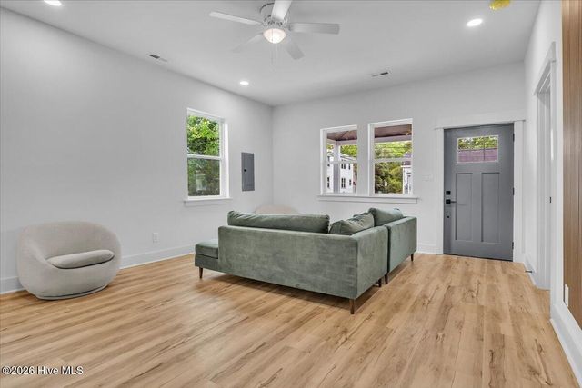 1109 Dock Street, Wilmington, NC 28401