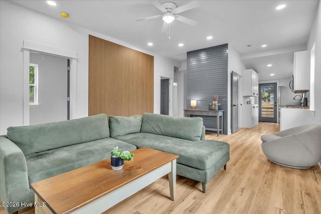 1109 Dock Street, Wilmington, NC 28401