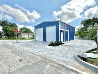3322 N Calhoun Street, Fort Worth, TX 76106