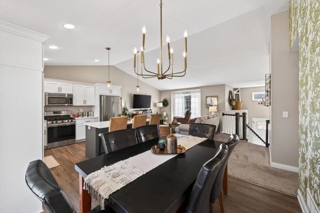 4349 218th Avenue NW, Oak Grove, MN 55303