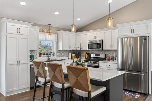 4349 218th Avenue NW, Oak Grove, MN 55303