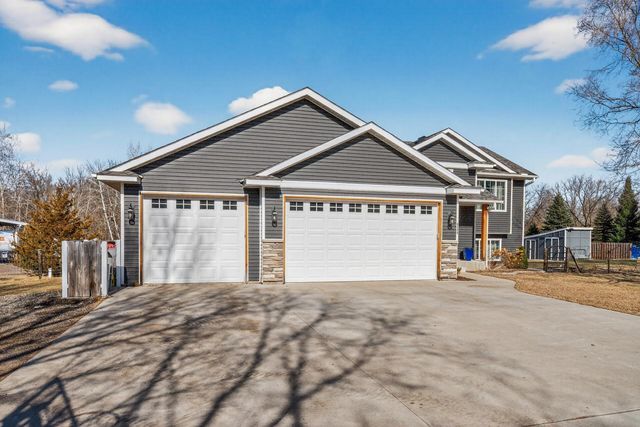 4349 218th Avenue NW, Oak Grove, MN 55303