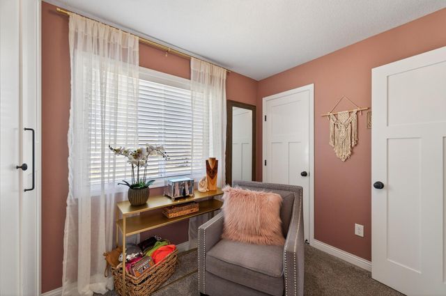 4349 218th Avenue NW, Oak Grove, MN 55303