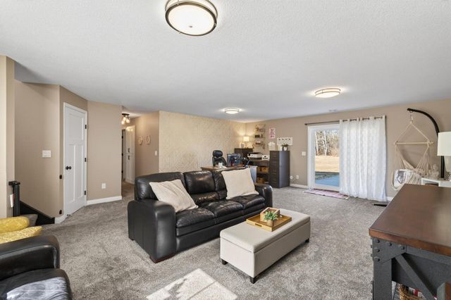 4349 218th Avenue NW, Oak Grove, MN 55303