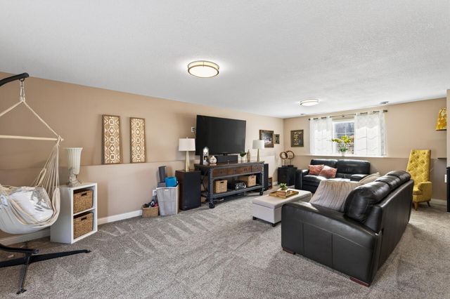 4349 218th Avenue NW, Oak Grove, MN 55303