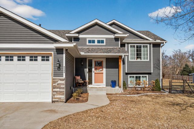 4349 218th Avenue NW, Oak Grove, MN 55303