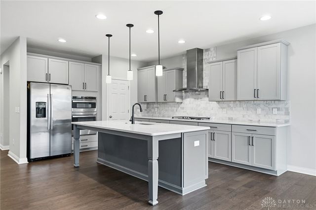 1524 Dell Glen Road, Dayton, OH 45458