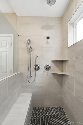 1524 Dell Glen Road, Dayton, OH 45458