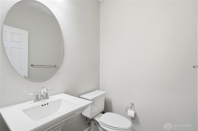 1524 Dell Glen Road, Dayton, OH 45458