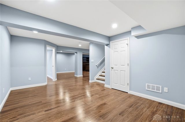 1524 Dell Glen Road, Dayton, OH 45458