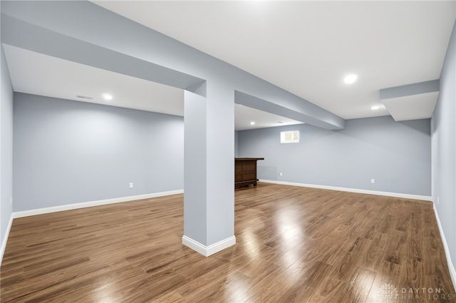 1524 Dell Glen Road, Dayton, OH 45458