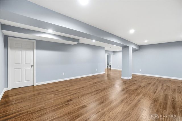 1524 Dell Glen Road, Dayton, OH 45458