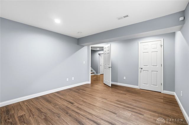 1524 Dell Glen Road, Dayton, OH 45458