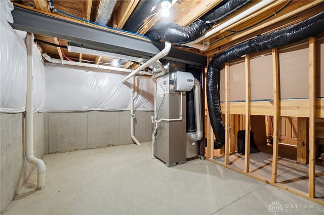 1524 Dell Glen Road, Dayton, OH 45458