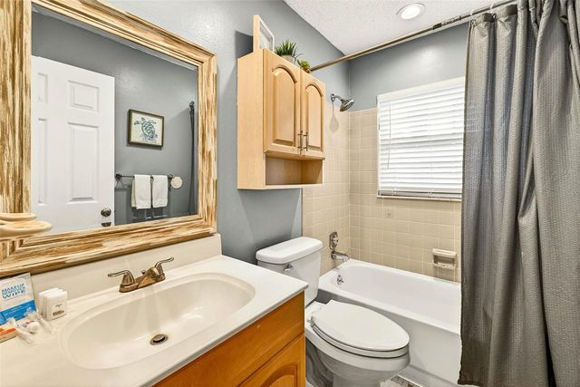 10050 84TH WAY, Largo, FL 33777