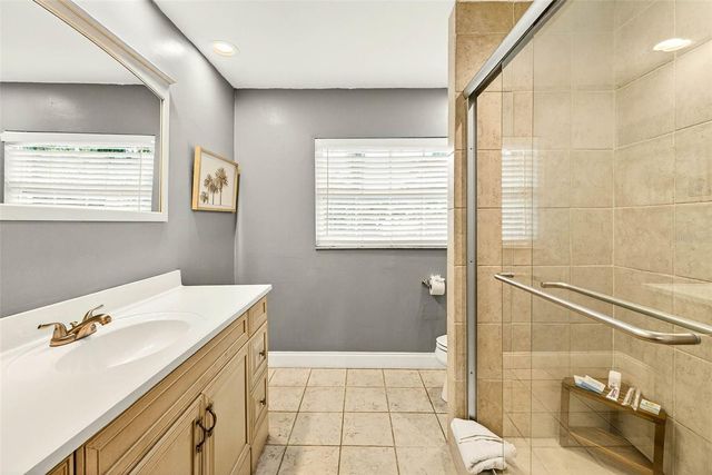 10050 84TH WAY, Largo, FL 33777