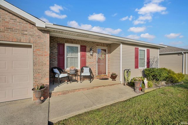 525 S 8th Avenue, Haubstadt, IN 47639