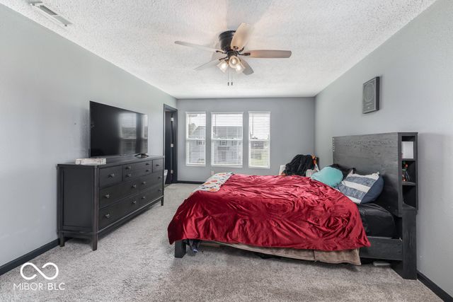 638 Harvest Meadow Way, New Whiteland, IN 46184