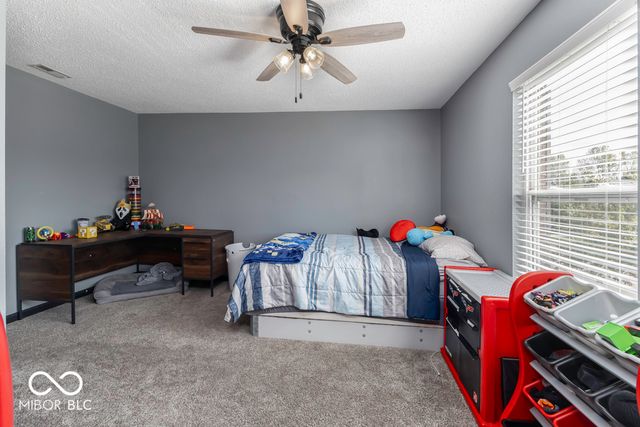 638 Harvest Meadow Way, New Whiteland, IN 46184