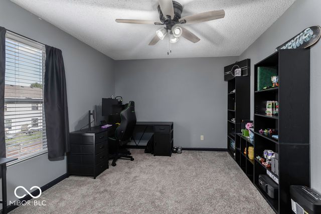 638 Harvest Meadow Way, New Whiteland, IN 46184