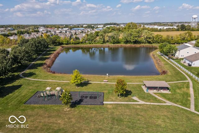 638 Harvest Meadow Way, New Whiteland, IN 46184