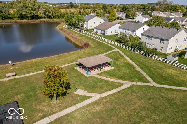 638 Harvest Meadow Way, New Whiteland, IN 46184
