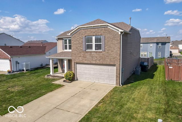 638 Harvest Meadow Way, New Whiteland, IN 46184