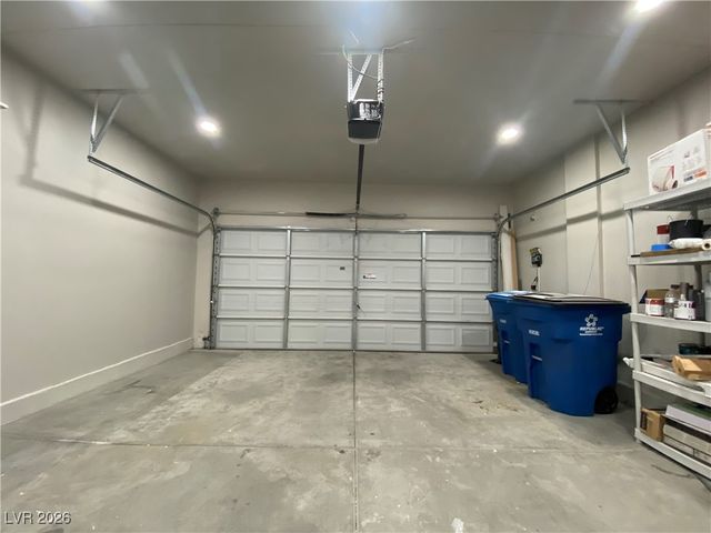 7956 Skyline View Court, Las Vegas, NV 89113