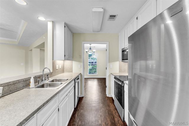 725 STABLEWAY Road, Pike Road, AL 36064
