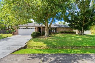 828 Emerson Drive NE, Palm Bay, FL 32907
