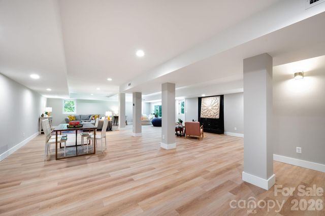 15 Pine Ridge Court, Fletcher, NC 28732